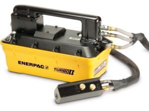 PARG31S8N, Воздушный гидравлический насос Turbo II, Дистанционный 3-ходовой клапан, Расход масла 180 в3/мин при 100 фунтов на квадратный дюйм